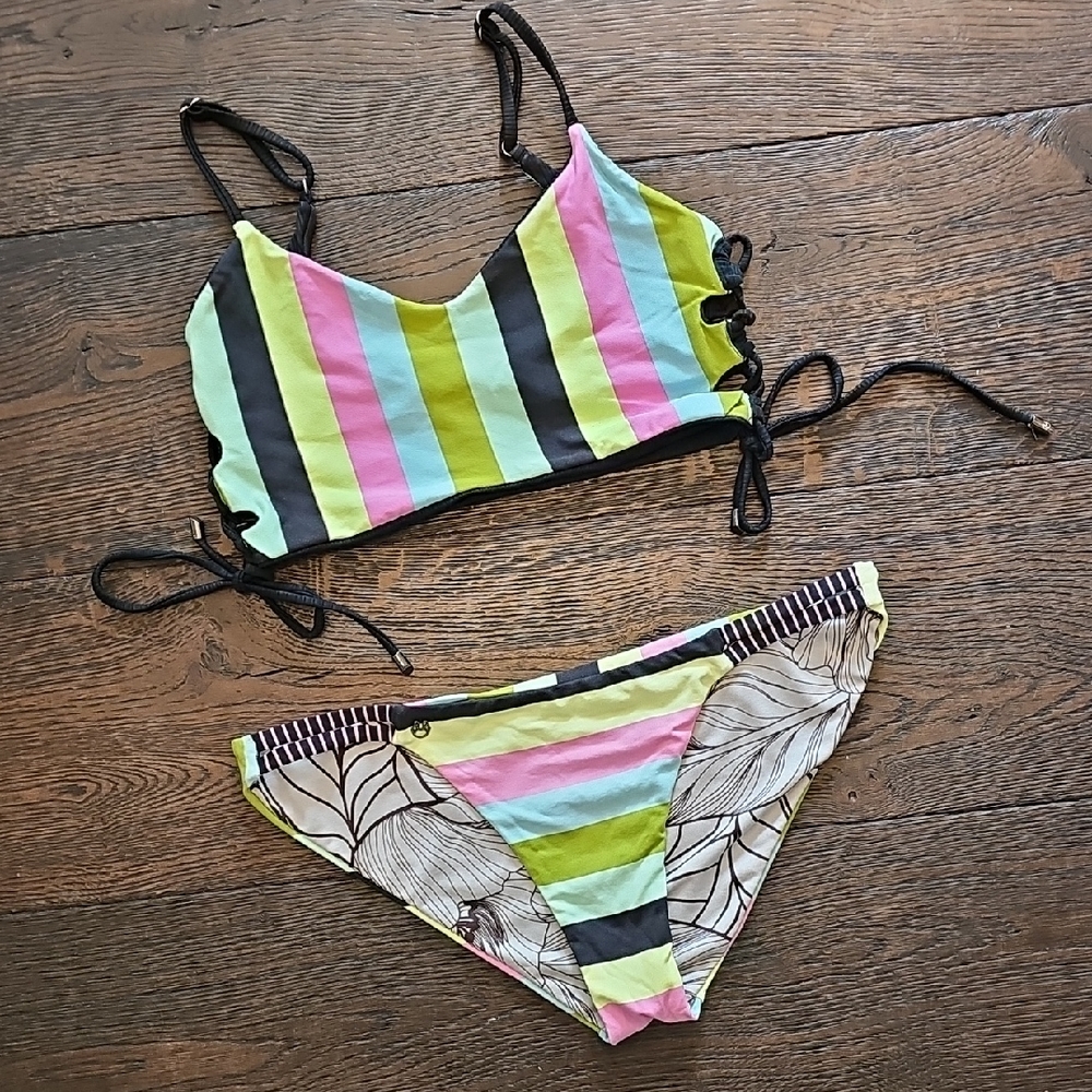 Maaji Reversible Bikini EUC